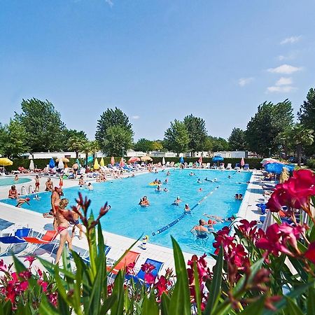 Happy Camp Mobile Homes In Butterfly Camping Village Пескьера-дель-Гарда Экстерьер фото
